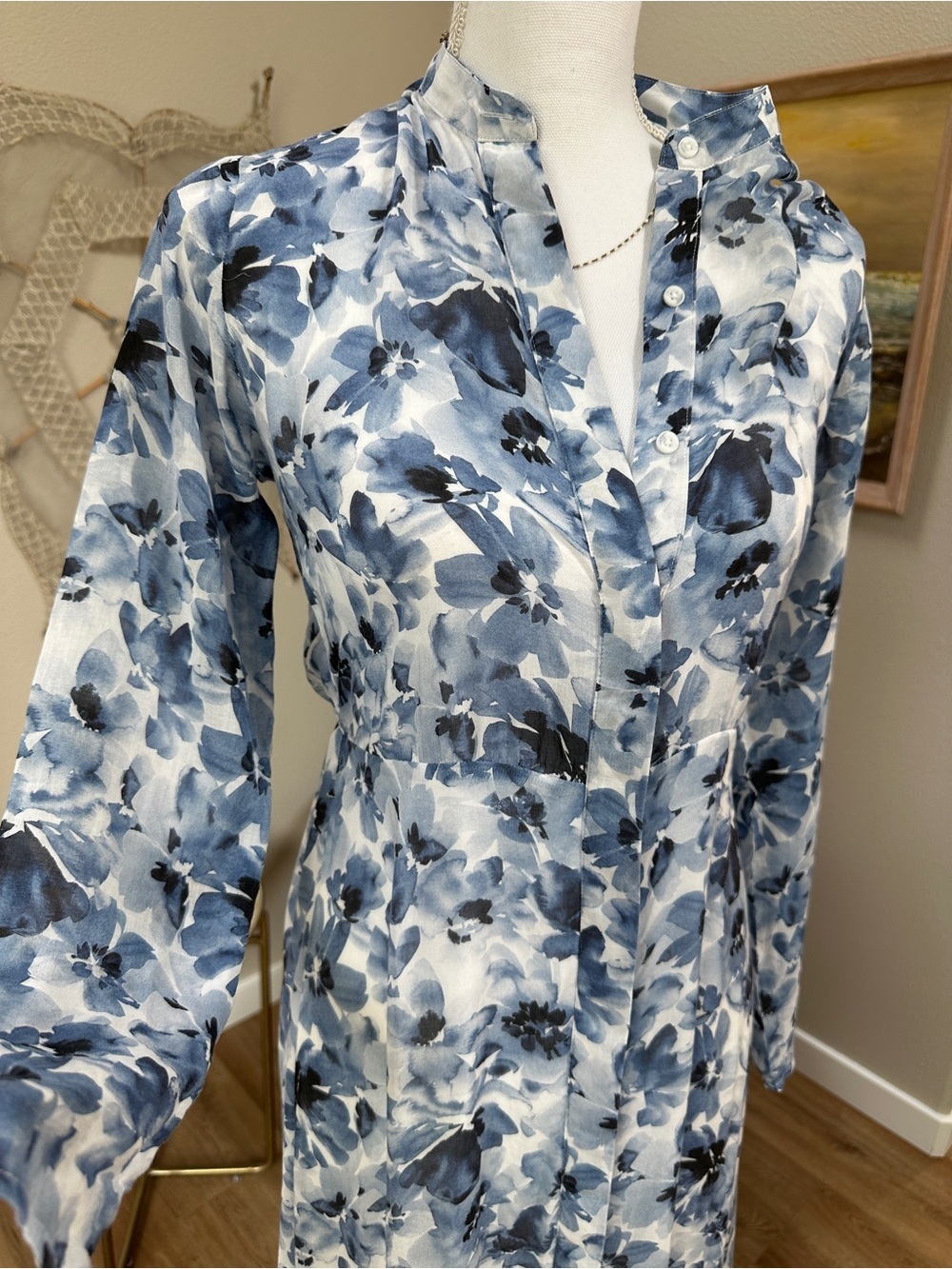 Bella Dahl midi maxi navy and white floral print lightweight shirt dress - Picture 3 of 11